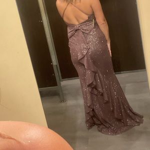 Windsor FORMAL GLITTER RUFFLED DRESS size Large